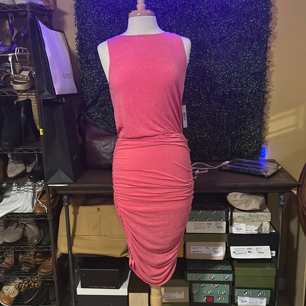 Nwt- Alice And Olivia Dress Size: L Pink